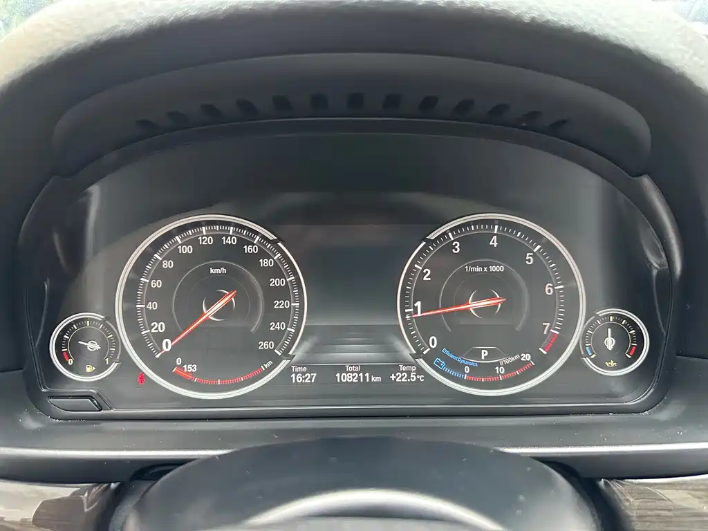 BMW 5 Series — миниатюра 18