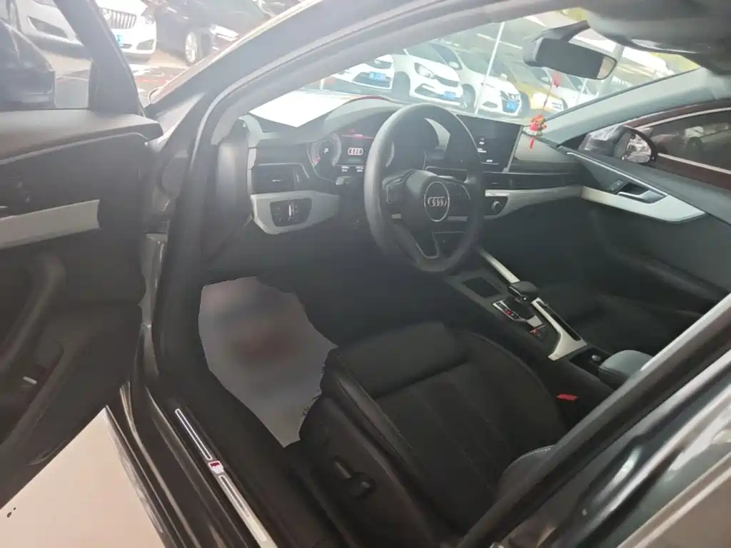 Audi A4L — миниатюра 16