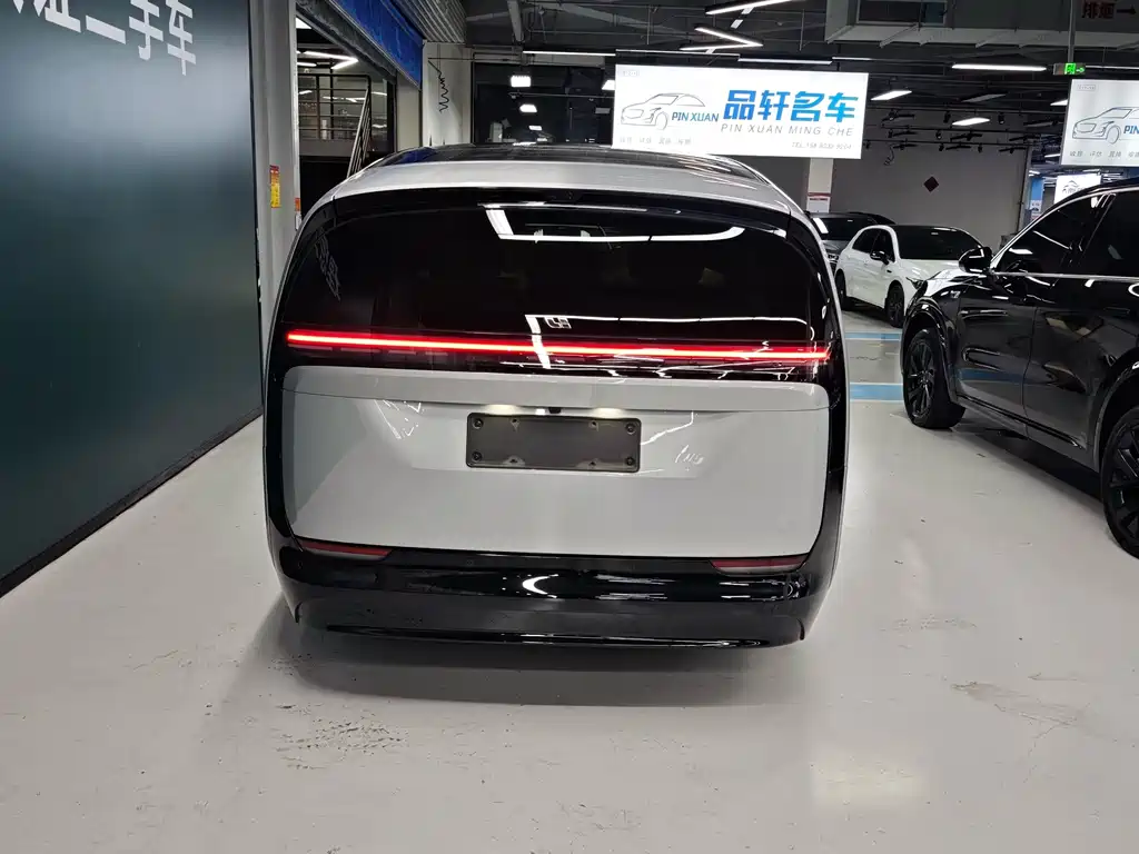 Li Auto Li MEGA — миниатюра 5