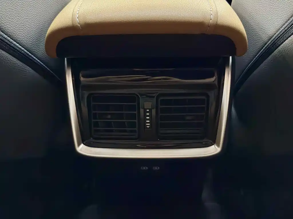 Toyota Venza — миниатюра 11