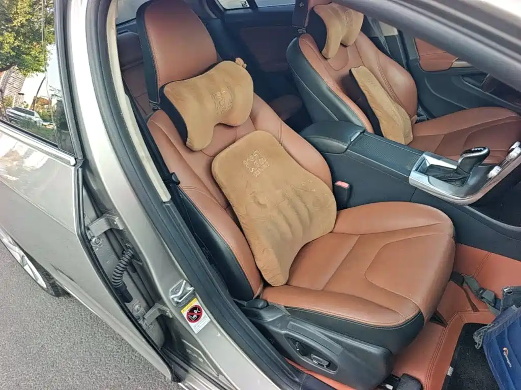 Volvo S60 — миниатюра 25