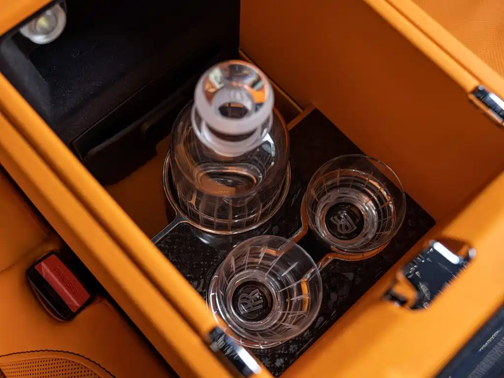 Rolls-Royce Cullinan — миниатюра 26