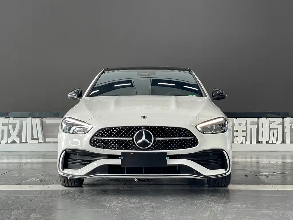 Mercedes-Benz C-Class — миниатюра 2
