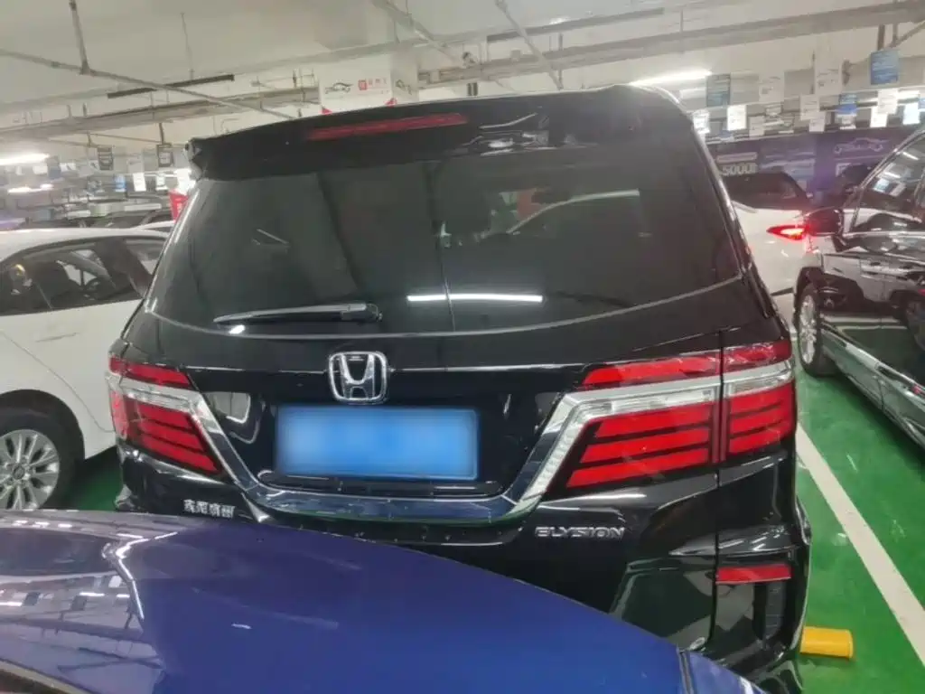 Honda Elysion 2016 2.4L Luxury