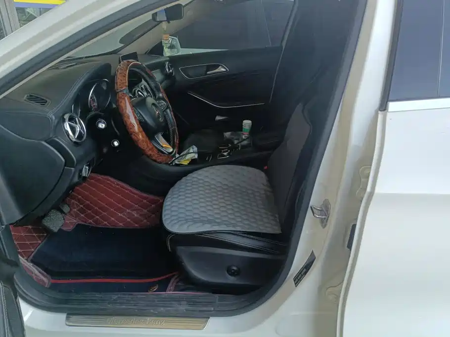 Mercedes-Benz GLA — миниатюра 9