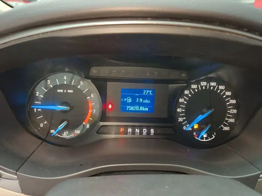 Ford Mondeo — миниатюра 12