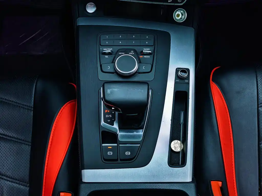 Audi Q5L — миниатюра 16