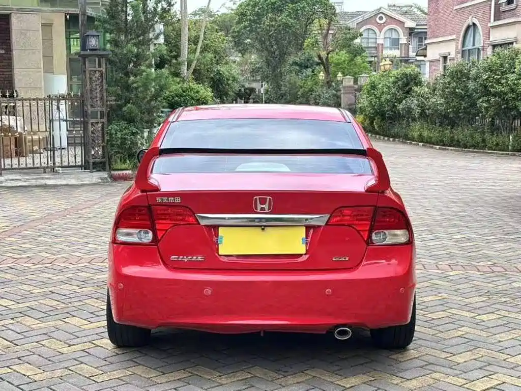 Honda Civic — миниатюра 5
