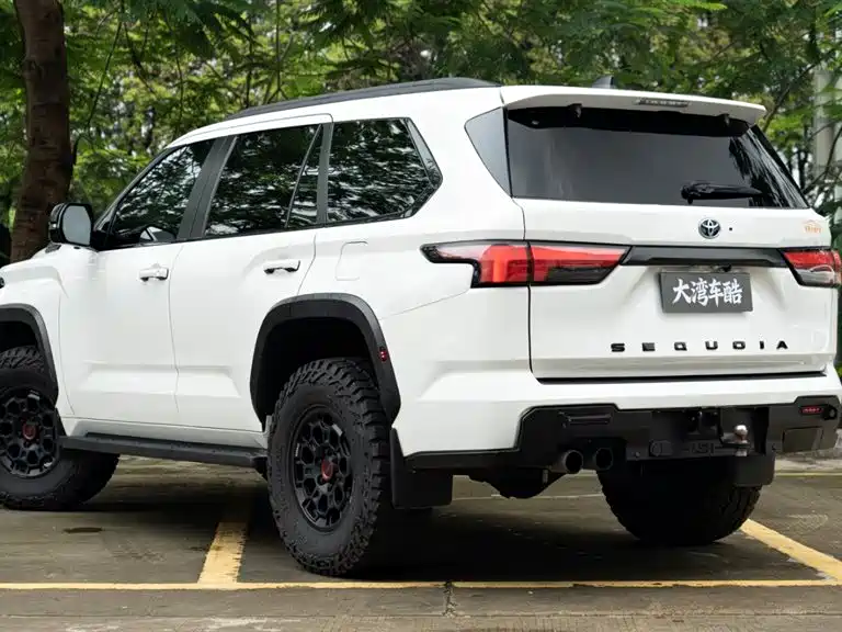 Toyota Sequoia 2024 3.5L AT