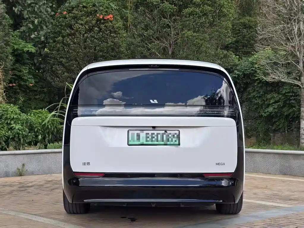 Li Auto Li MEGA — миниатюра 7