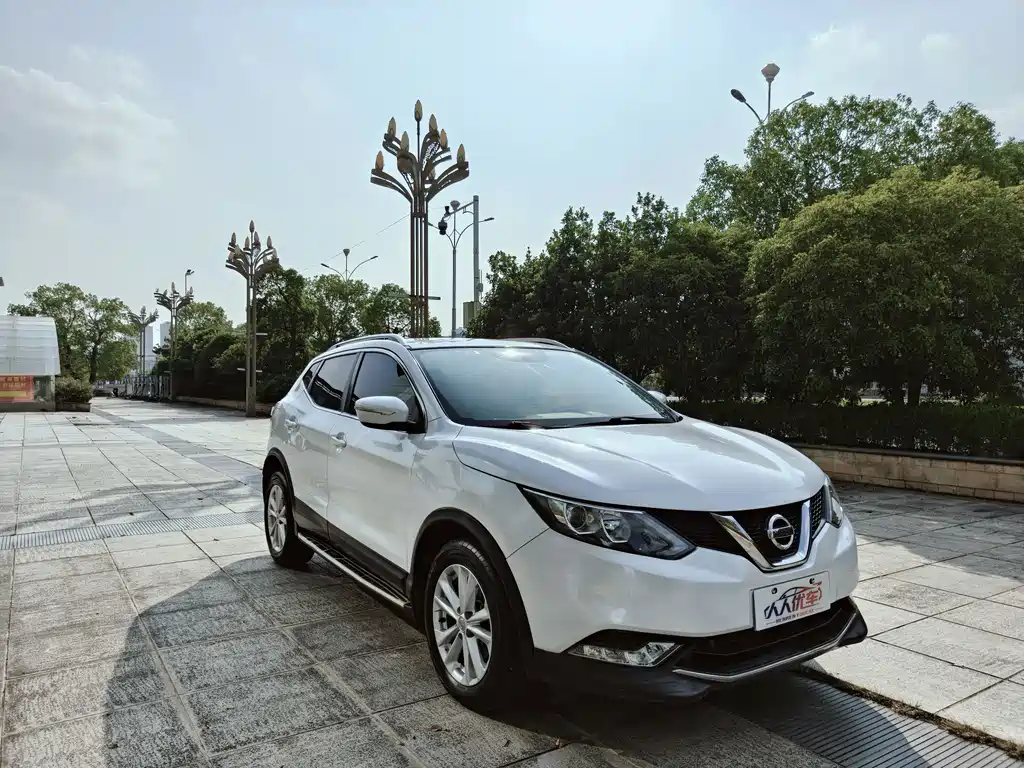 Nissan Qashqai — миниатюра 8