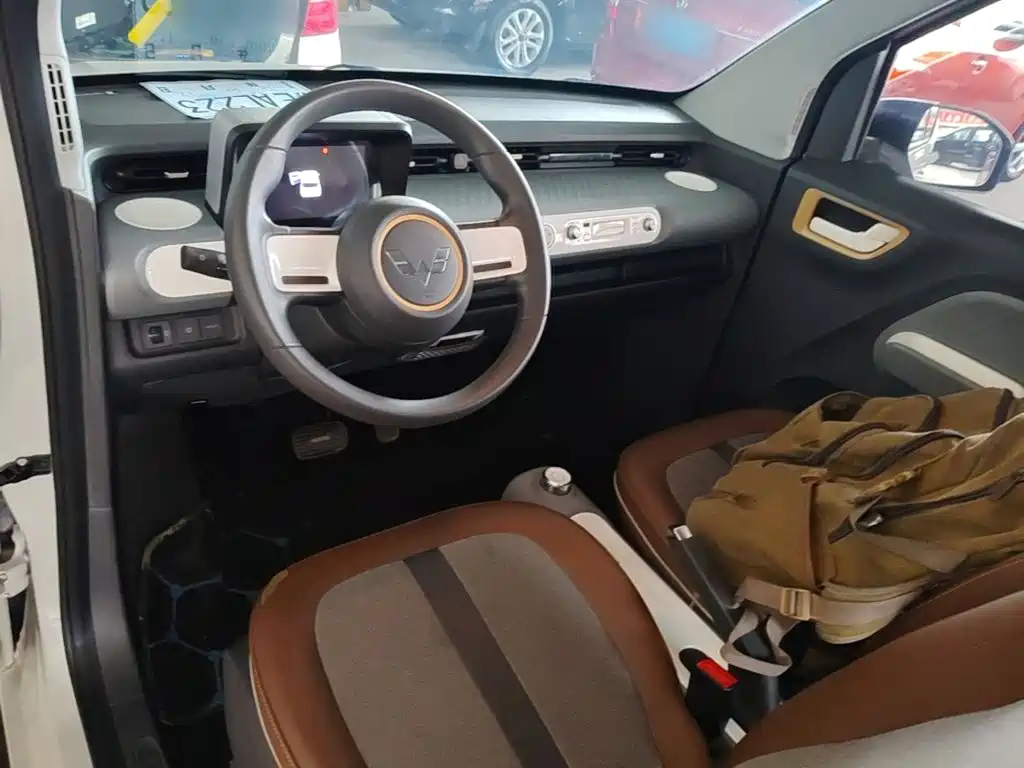 Wuling MINIEV — миниатюра 10