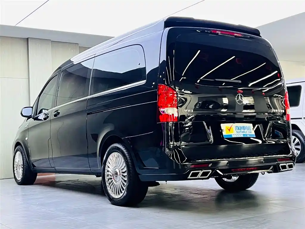 Mercedes-Benz Vito 2024 2.0T 7 мест
