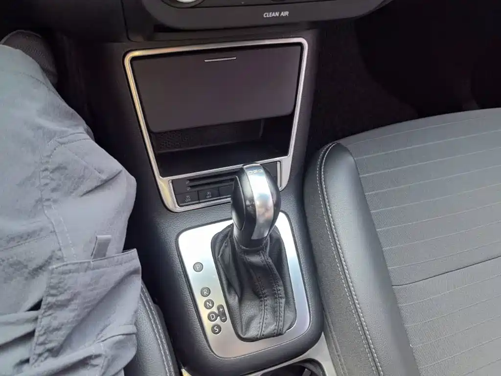 Volkswagen Tiguan — миниатюра 14
