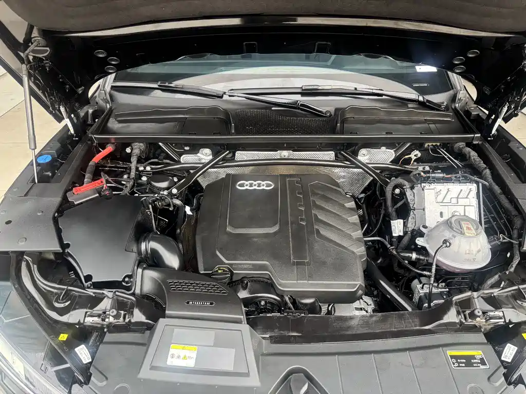 Audi Q5L — миниатюра 30