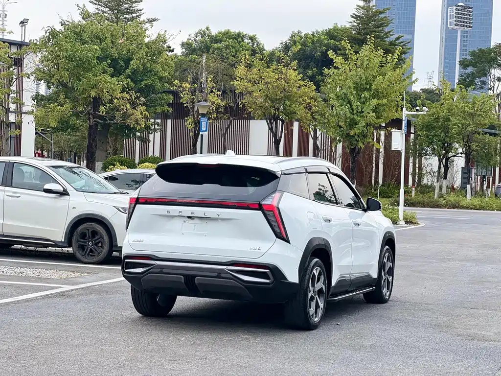 GEELY AUTOMOBILE BOYUE L