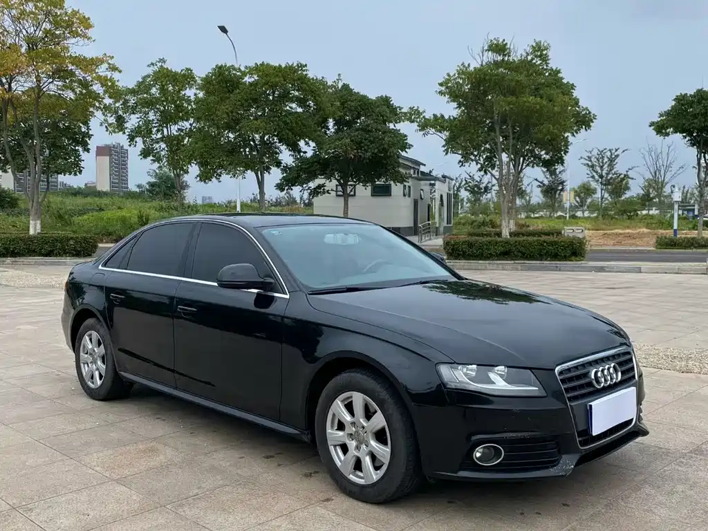 Audi A4L — миниатюра 3