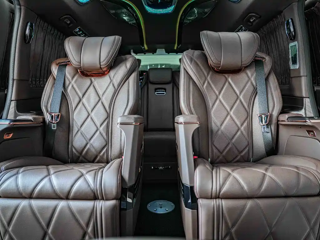 Mercedes-Benz V-Class V 2024 V 300 L Luxury