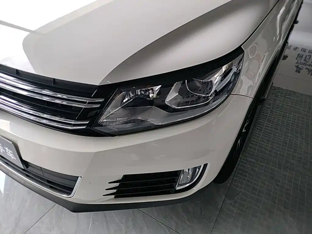 Volkswagen Tiguan — миниатюра 24