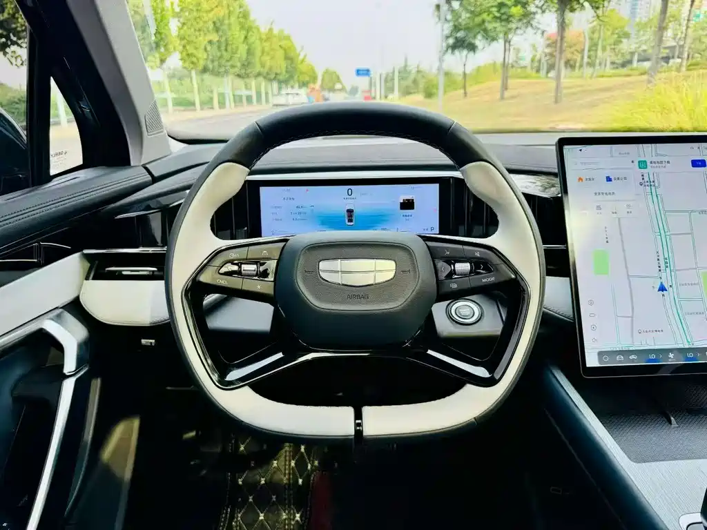Geely Boyue L — миниатюра 7