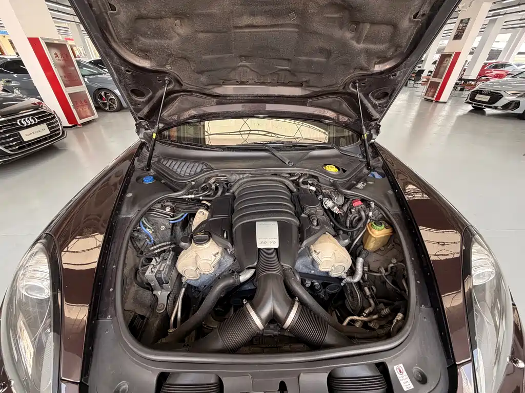 Porsche Panamera — миниатюра 19