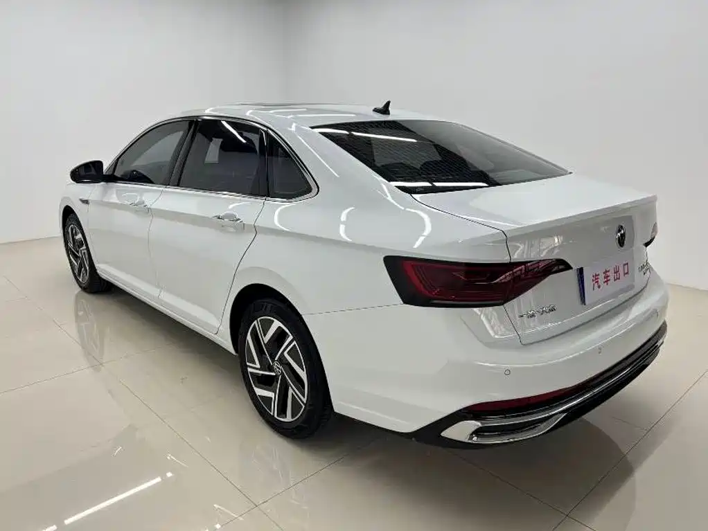 Volkswagen Sagitar — миниатюра 6