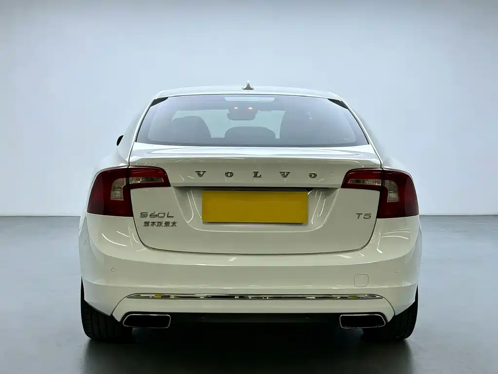 Volvo S60 — миниатюра 16