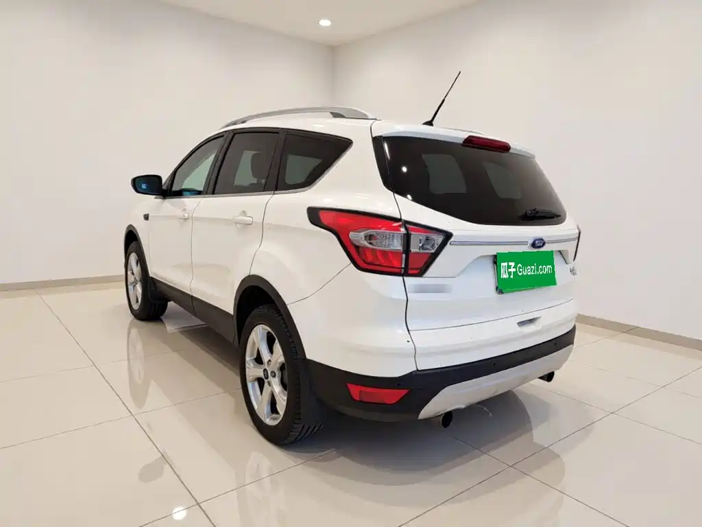 Ford Kuga — миниатюра 4