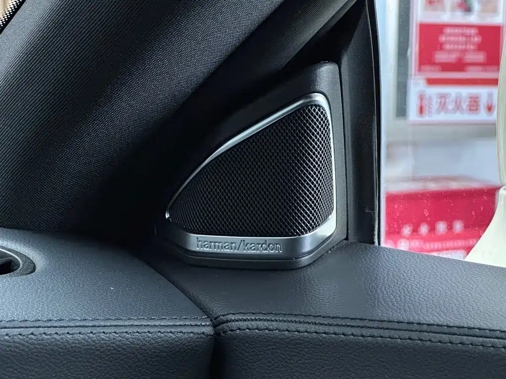 Mercedes-Benz CLS — миниатюра 15