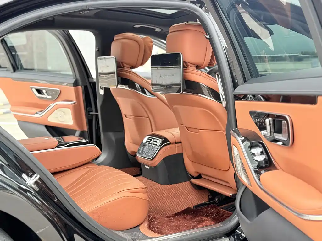 Mercedes-Benz S-Class — миниатюра 7