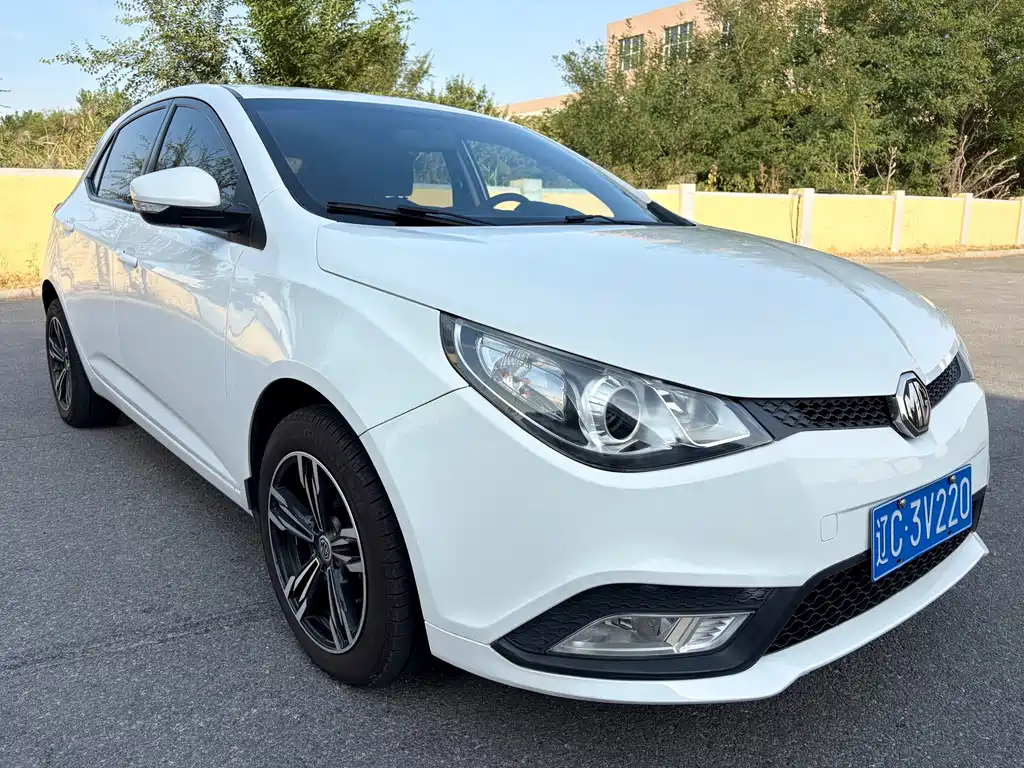 MG MG5 — миниатюра 3