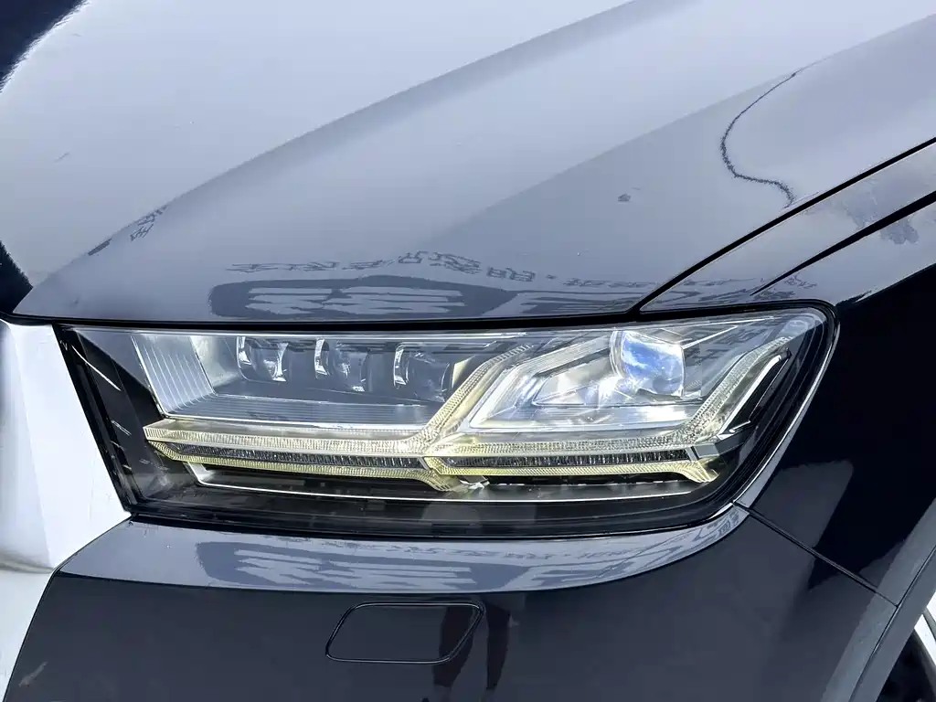 Audi Q7 2016 3.0T