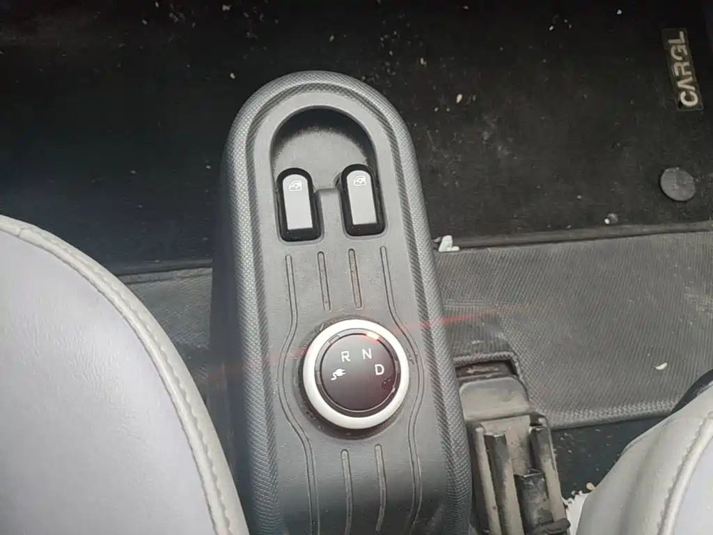 Wuling MINIEV — миниатюра 14
