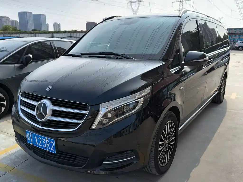 Mercedes-Benz V-Class V 2018 V 260 L Luxury Long Wheelbase V