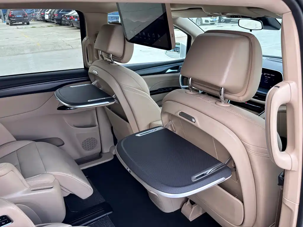 Buick GL8 Hybrid — миниатюра 25