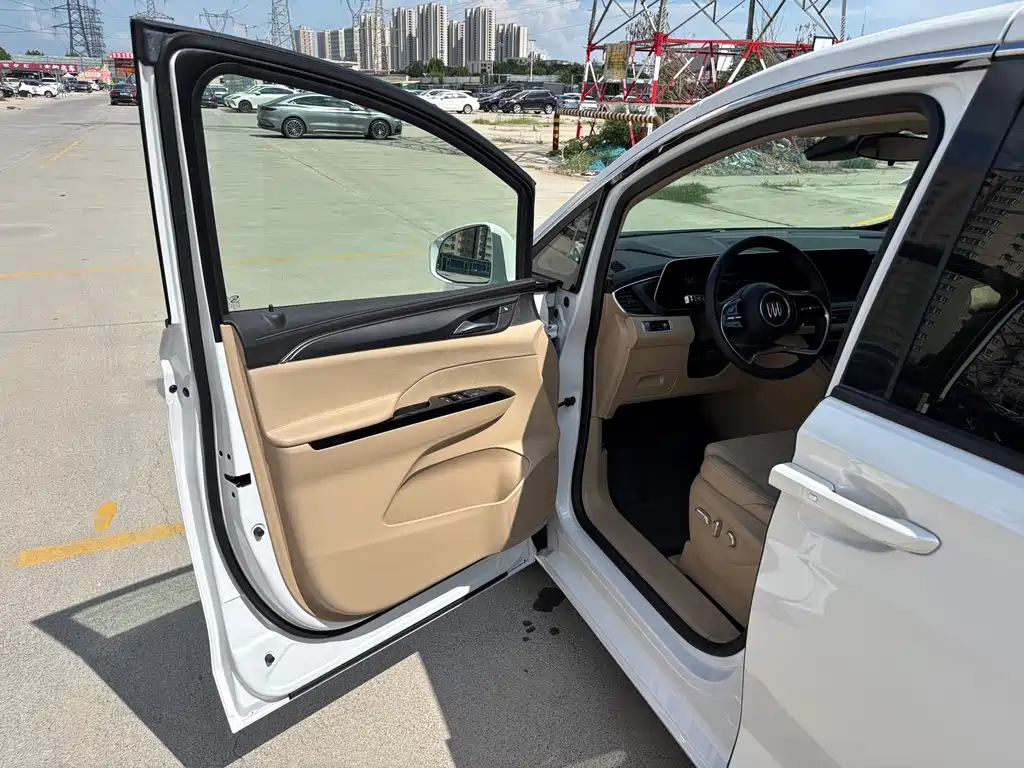 Buick GL8 Hybrid — миниатюра 29