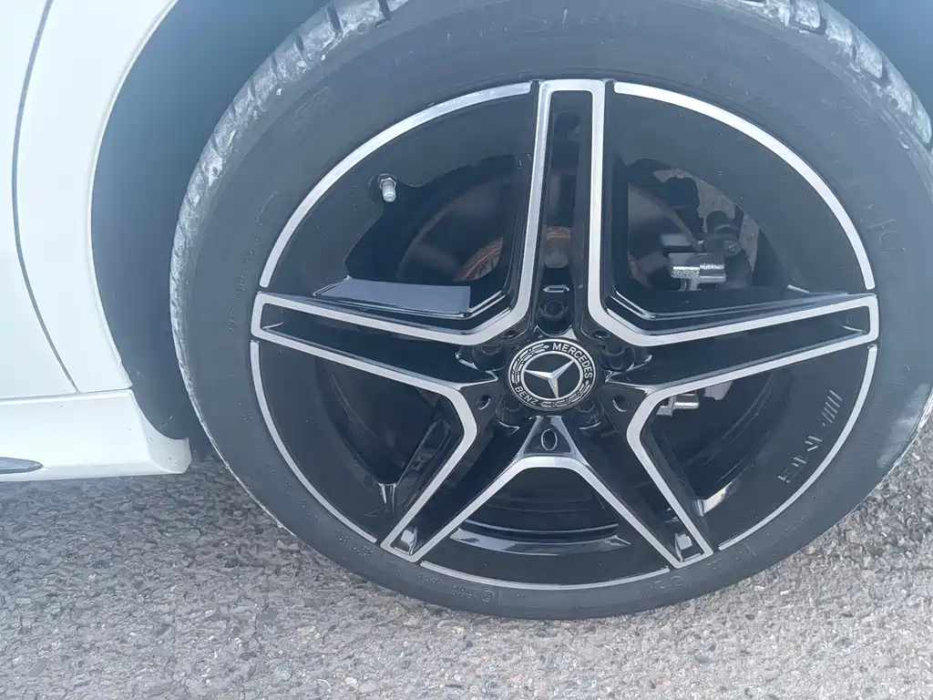 Mercedes-Benz C-Class — миниатюра 14