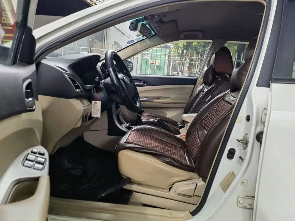 BYD F3 — миниатюра 4