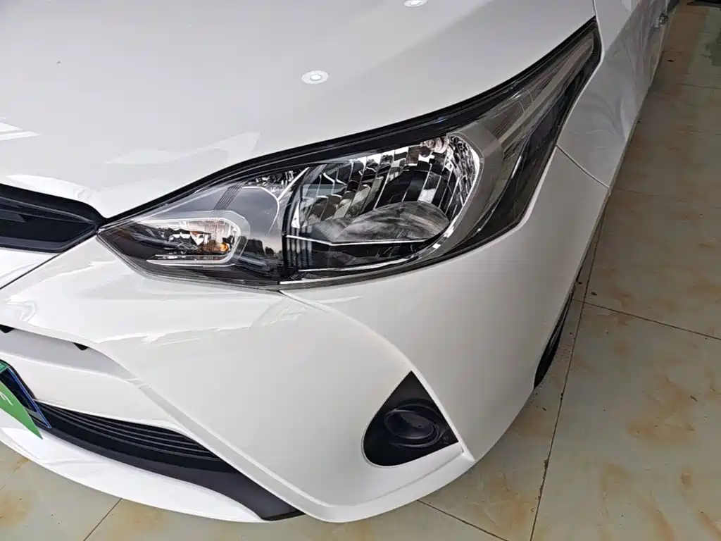 Toyota Yaris L — миниатюра 24