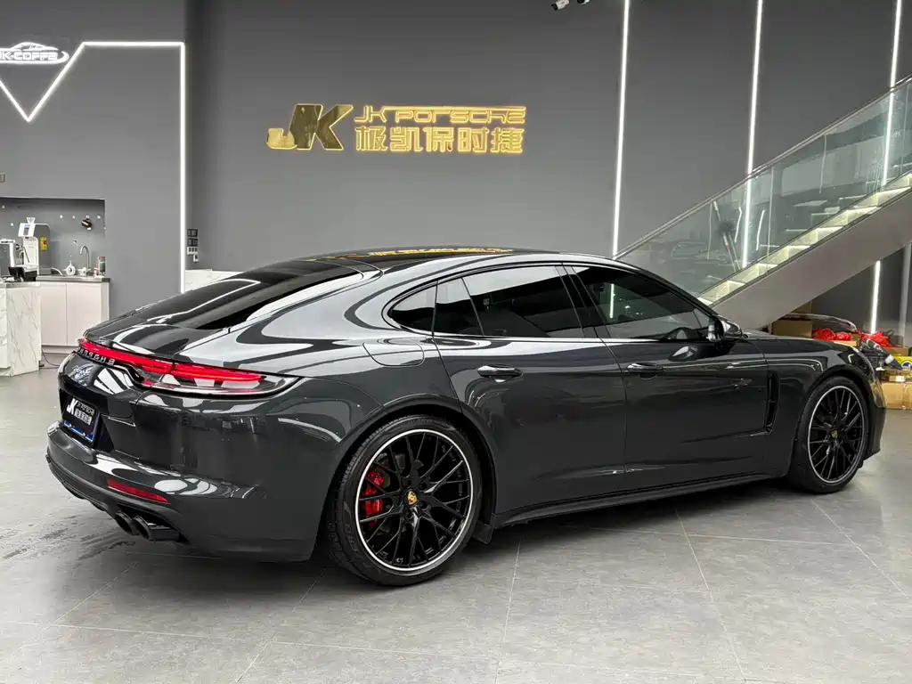Porsche Panamera — миниатюра 6
