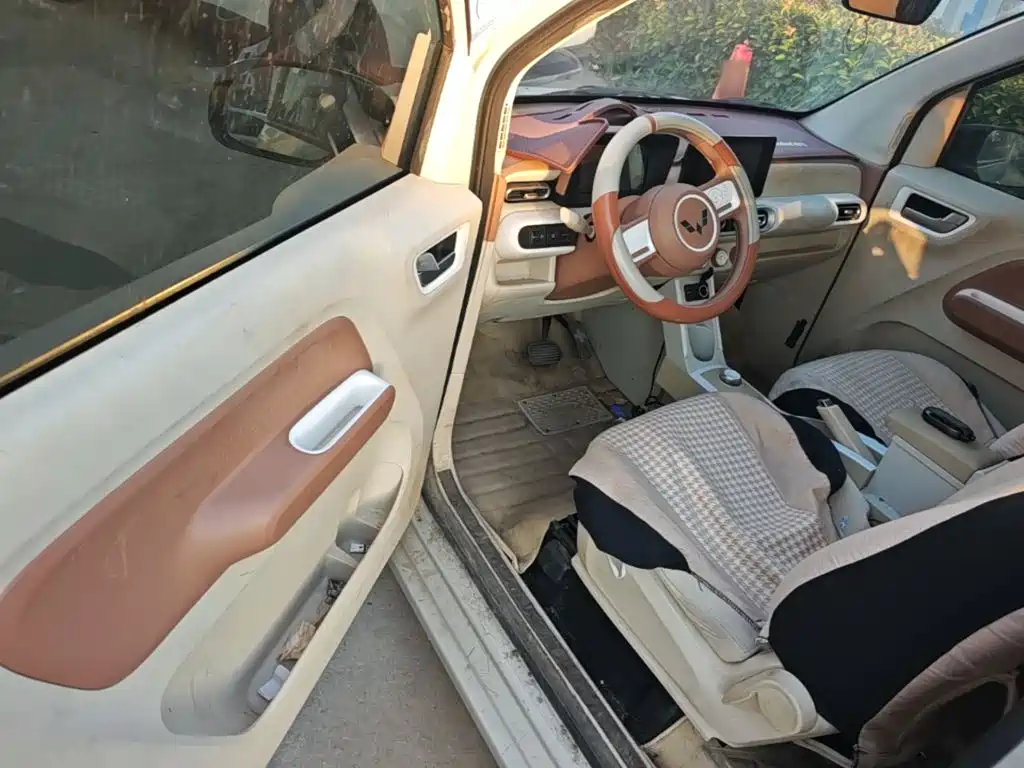 Wuling MINIEV — миниатюра 16