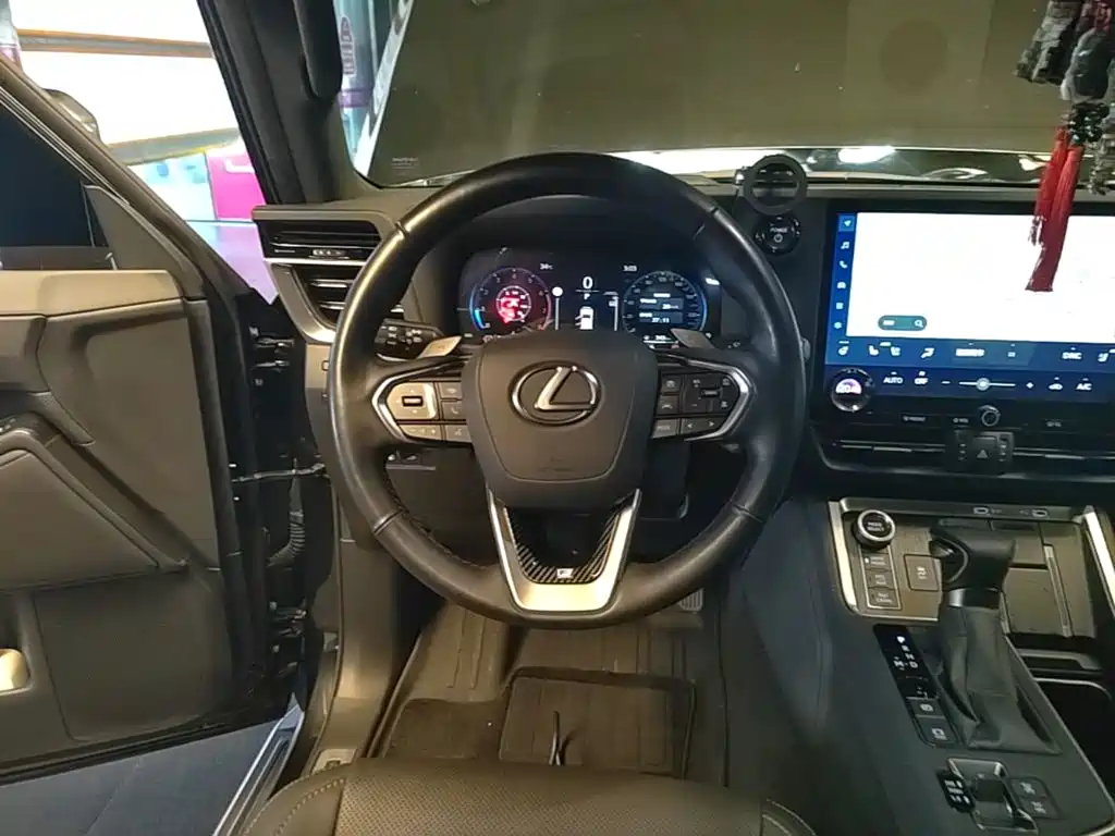 Lexus GX — миниатюра 11