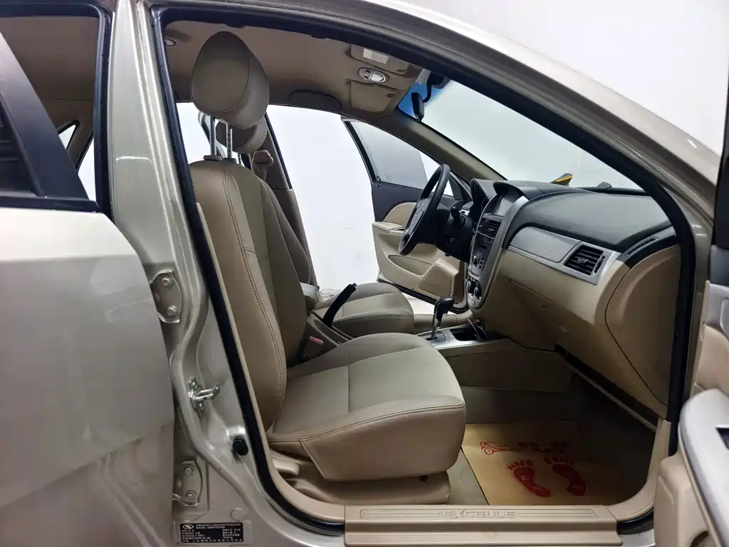 Buick Excelle — миниатюра 13