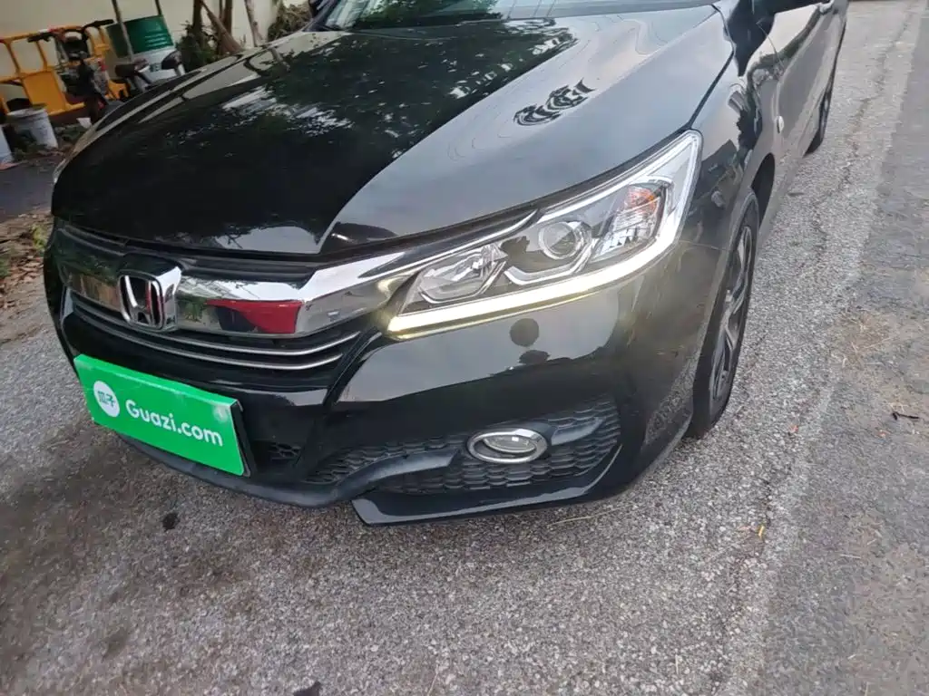 Honda Accord — миниатюра 24