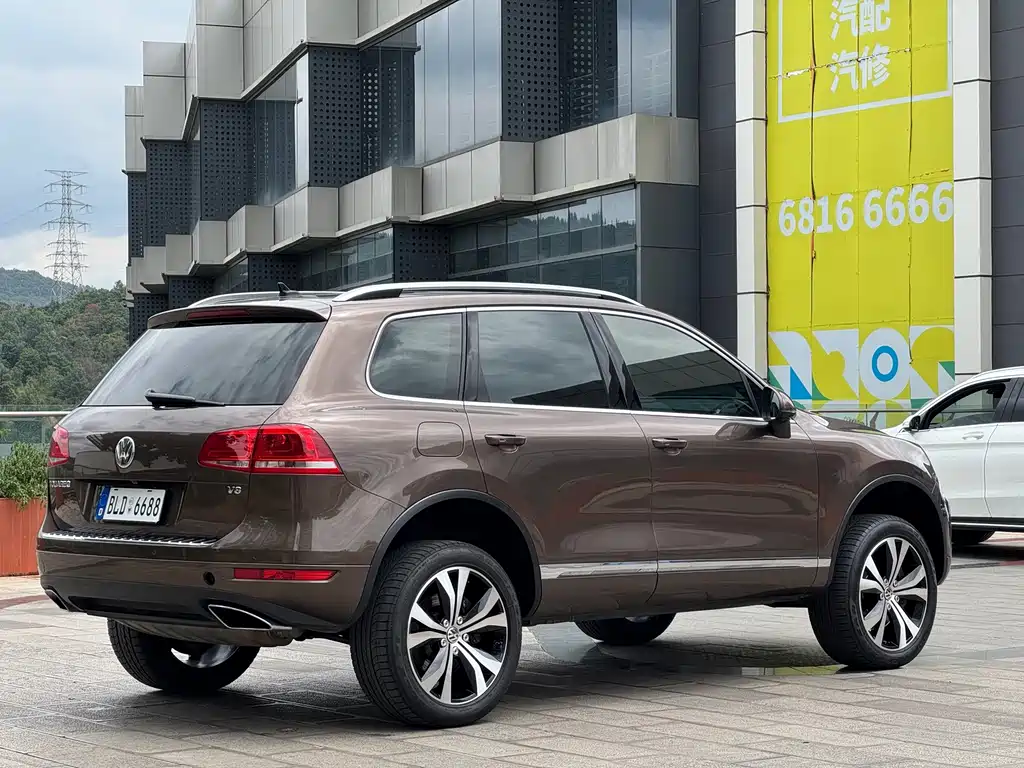 Volkswagen Touareg — миниатюра 24