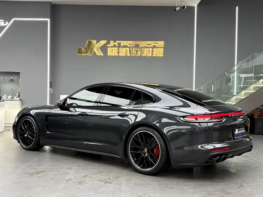 Porsche Panamera — миниатюра 4