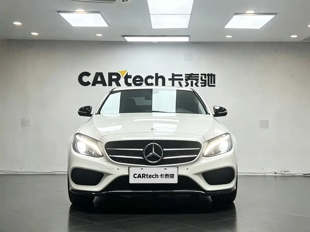 Mercedes-Benz C-Class — миниатюра 3