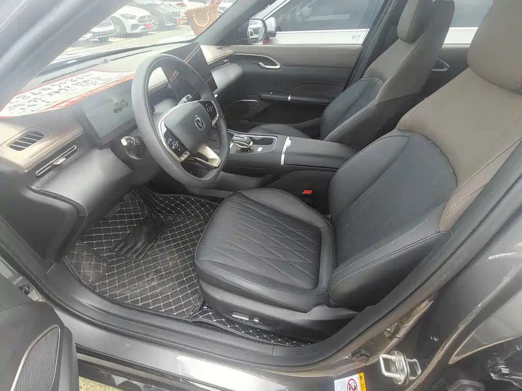 Changan Eado — миниатюра 4