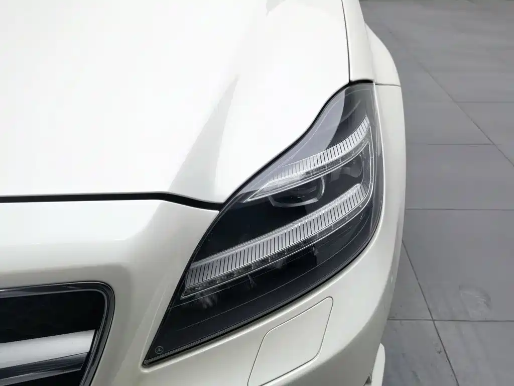 Mercedes-Benz CLS — миниатюра 7