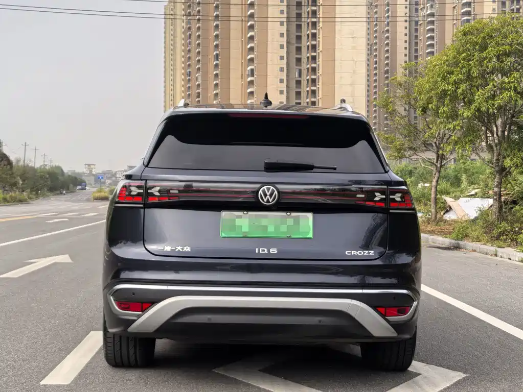 Volkswagen ID.6 Crozz — миниатюра 5